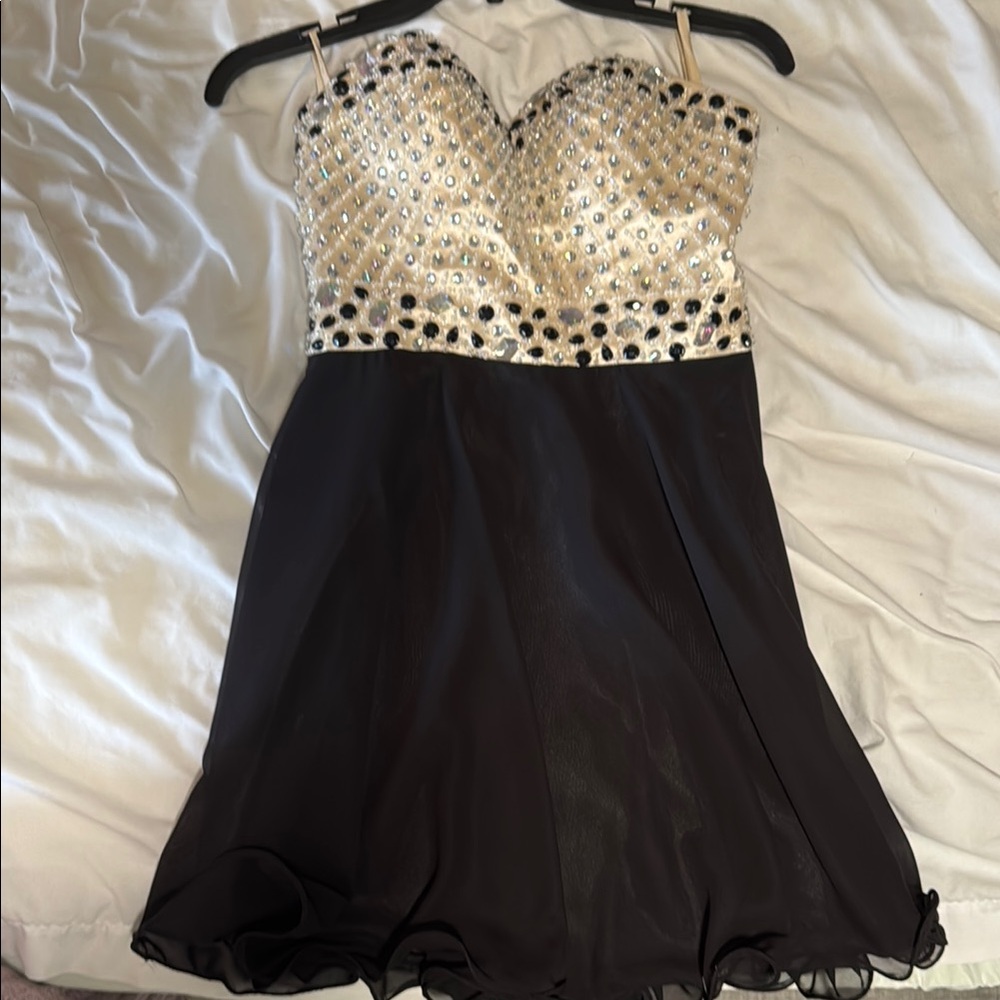 Elegant Black and Gold Strapless Dress